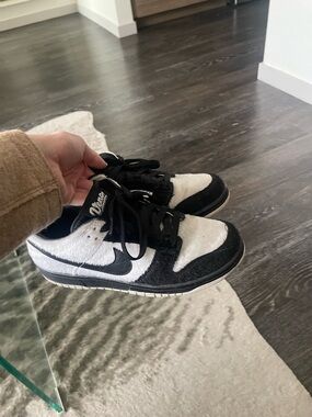 Nike Panda Dunks Sneakers in Black and White